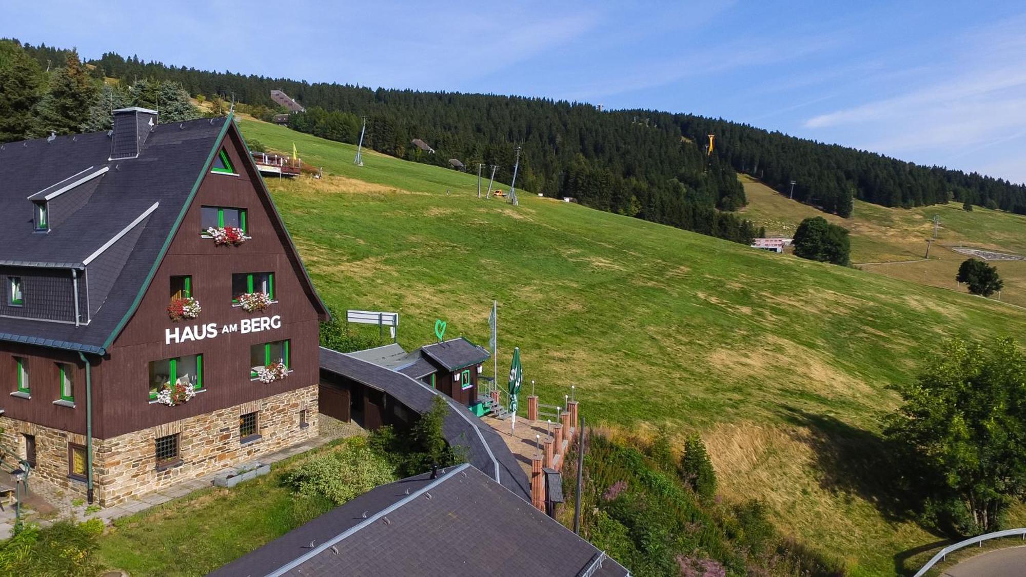Haus Am Berg - Pension Direkt Am Skihang Oberwiesenthal Exterior foto